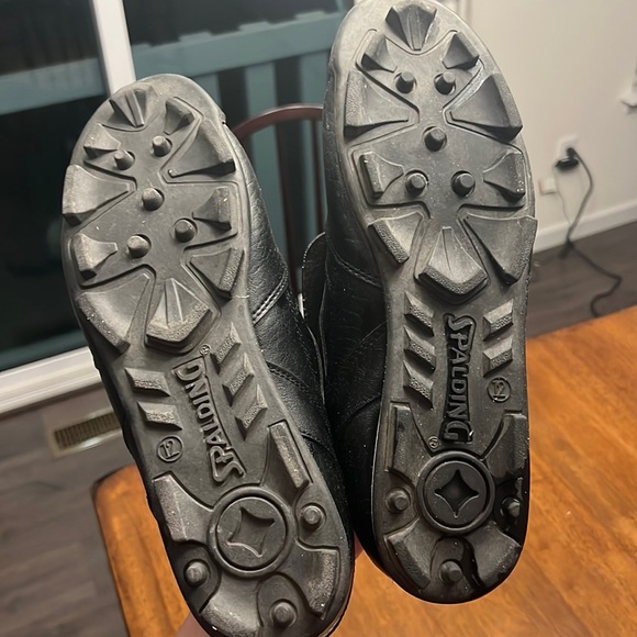 Men’s Spalding Competition Series Leather Cleats - Picture 5 of 8